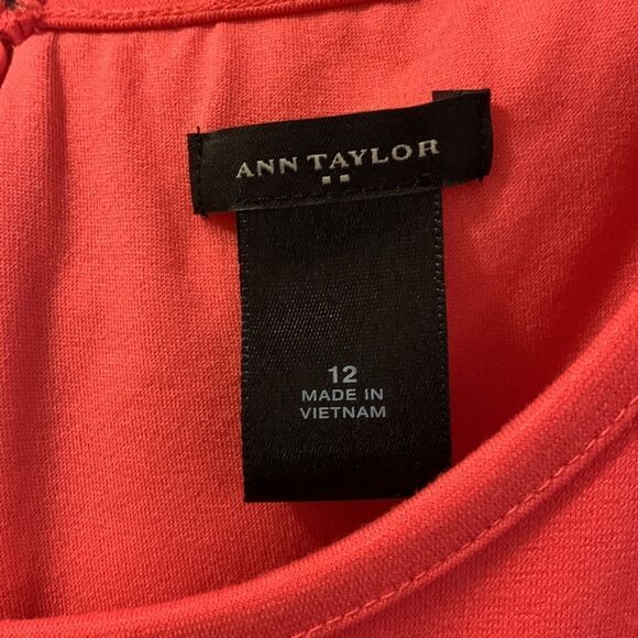 Ann Taylor size 12 coral sleeveless dress - Picture 4 of 8
